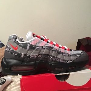 NIKE AIR MAX 95 size 8.5